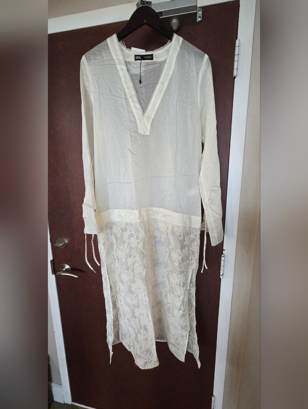 Zara  XS-S Ecru  Lace Hem Long Sleeve Tunic Dress